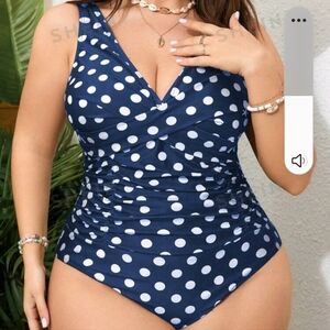 Women's one piece bathing suit (NWT)